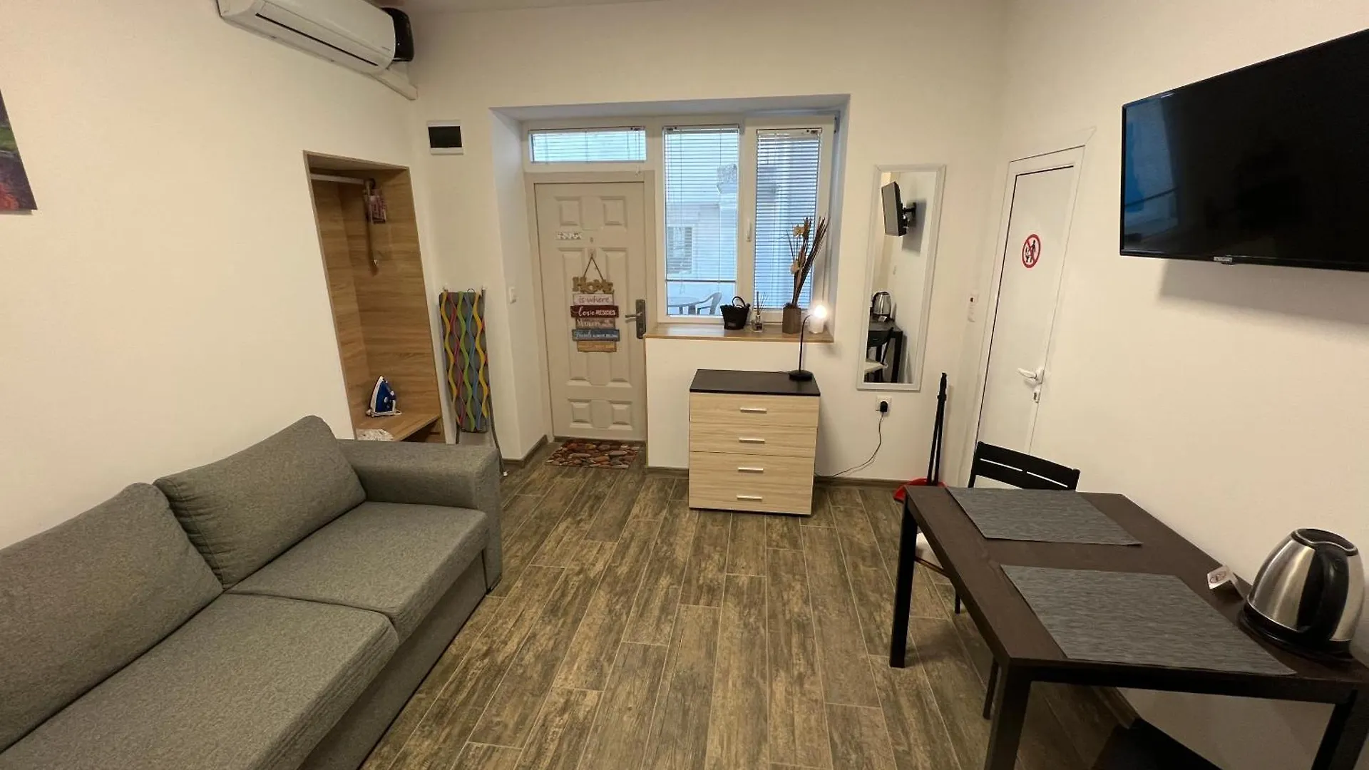 Varna Central Sea Studio